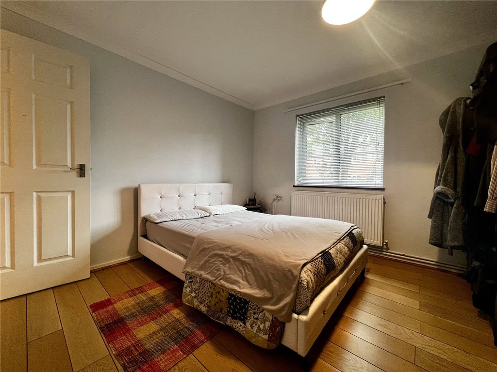 Property photo 2 of 7 Picture No. 01