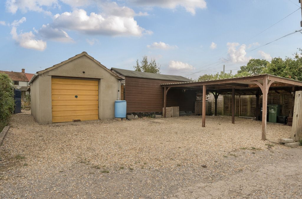 Property photo 2 of 21 1340690-1-68A3572...