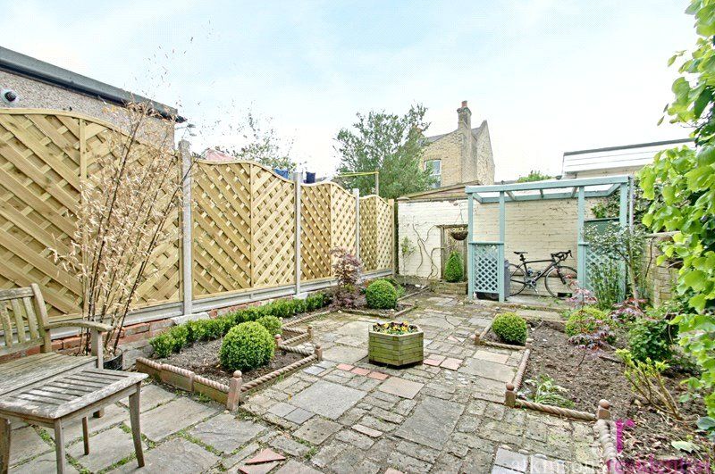 Property photo 3 of 13 Picture No. 14