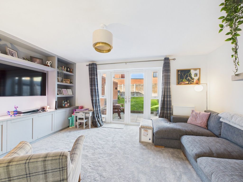 Property photo 3 of 20 Picture No. 27