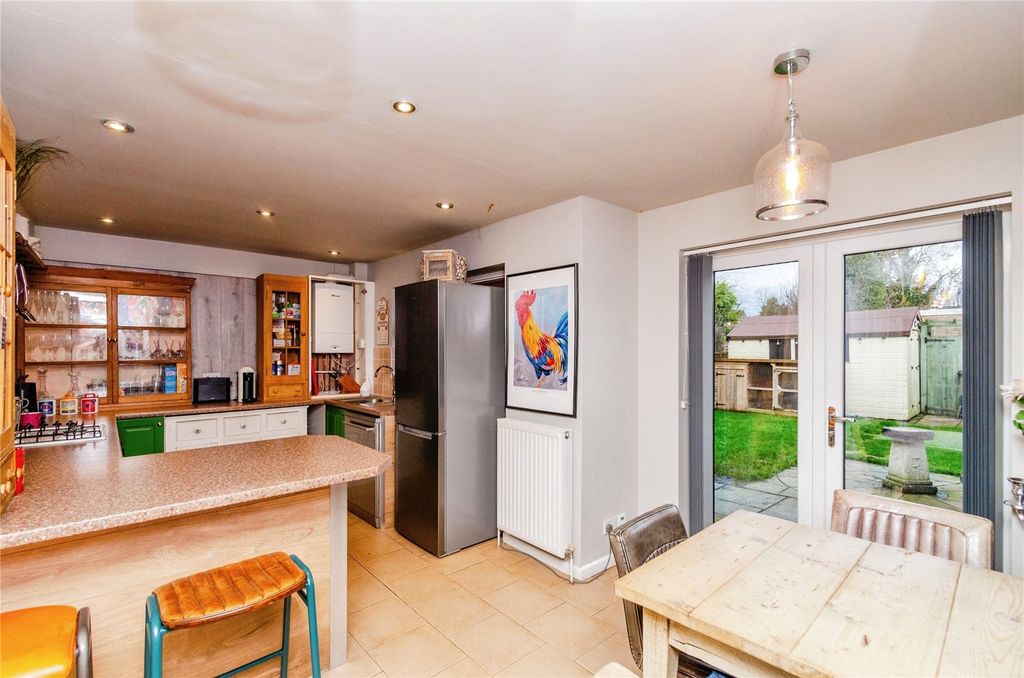 Property photo 3 of 12 Kitchen/Diner