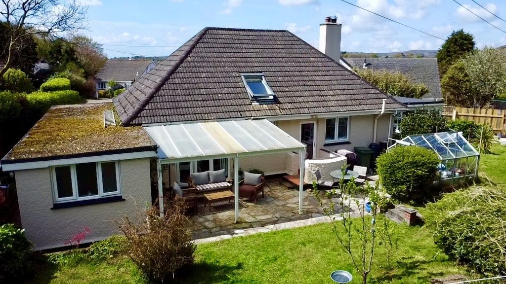 Property photo 3 of 22