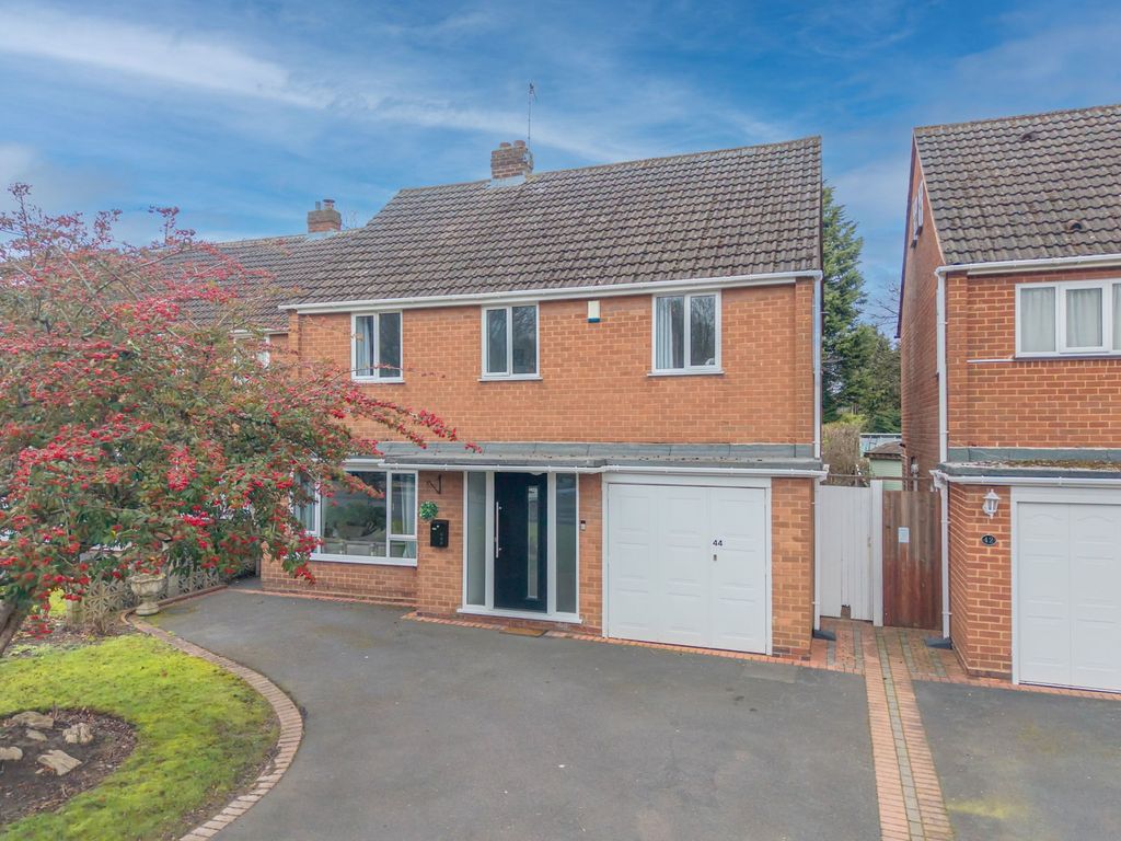 Property photo 1 of 36