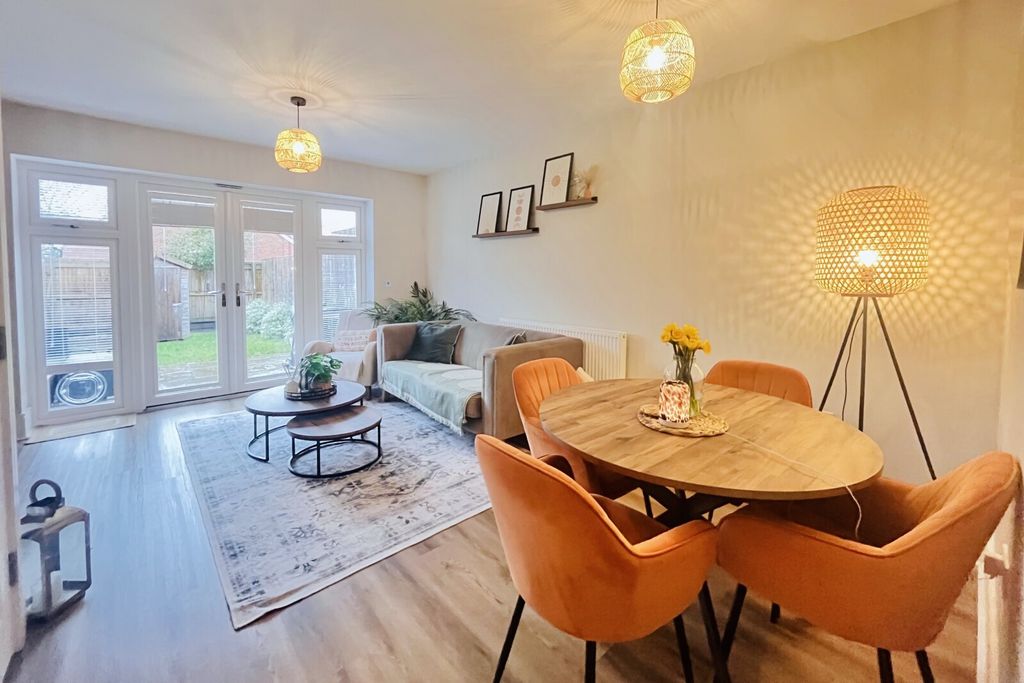 Property photo 3 of 10 Picture No. 28