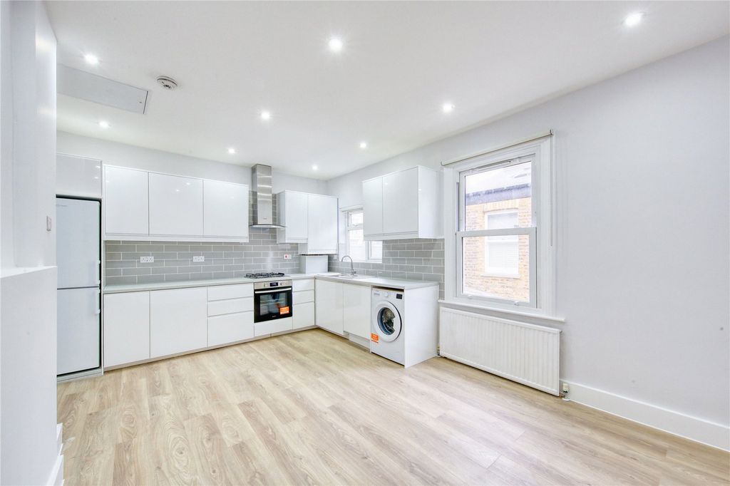 Property photo 1 of 10 Picture No. 01