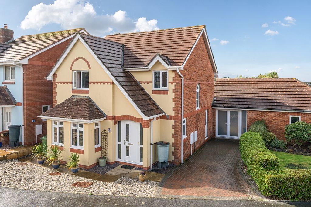 Property photo 1 of 22 1-6Ad8d197F390A-1536672-1A15Ef24c00F9-001-1-1