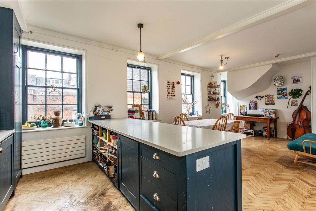 Property photo 2 of 30 Flint House11.Jpg