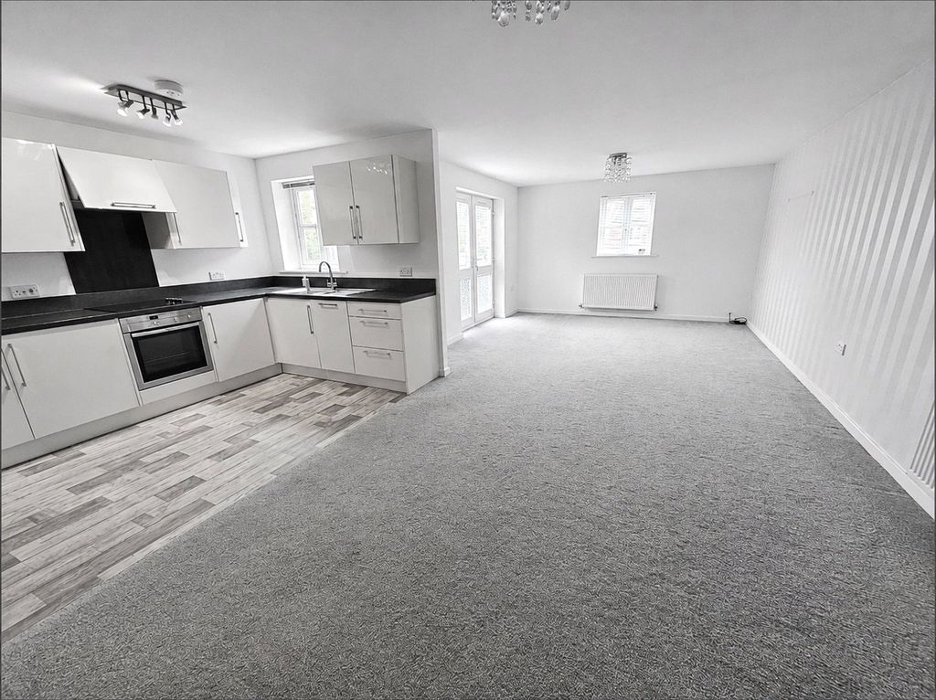 Property photo 2 of 11 Picture No. 26