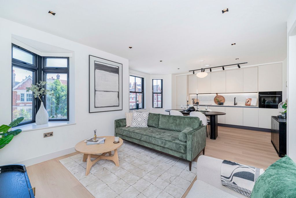 Property photo 1 of 18 Pbox-Img.Jpg