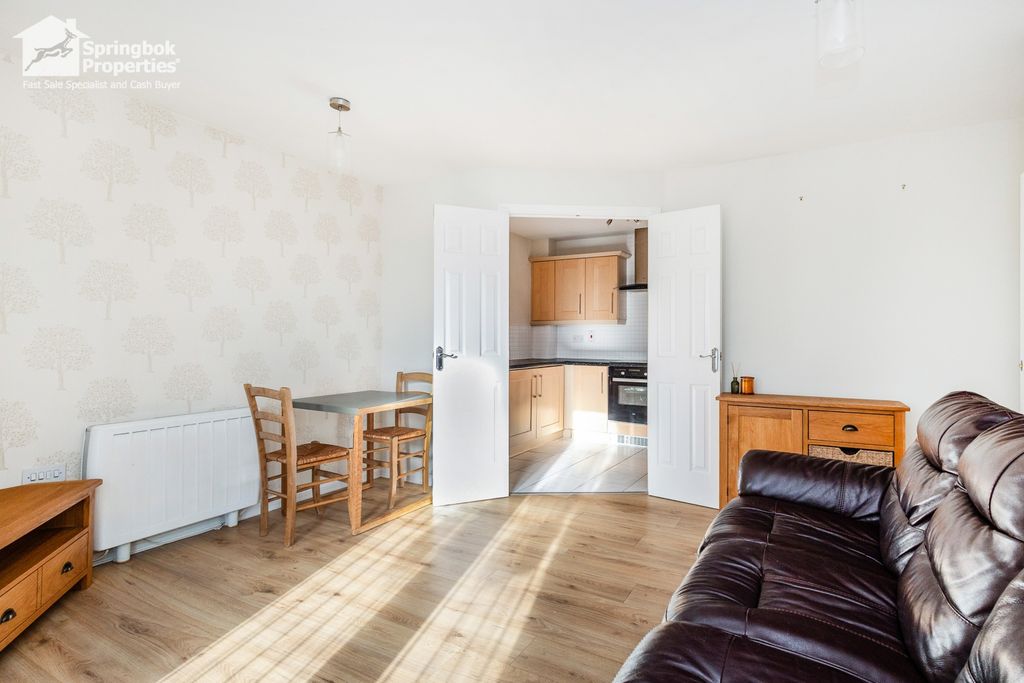 Property photo 3 of 12 Image 3