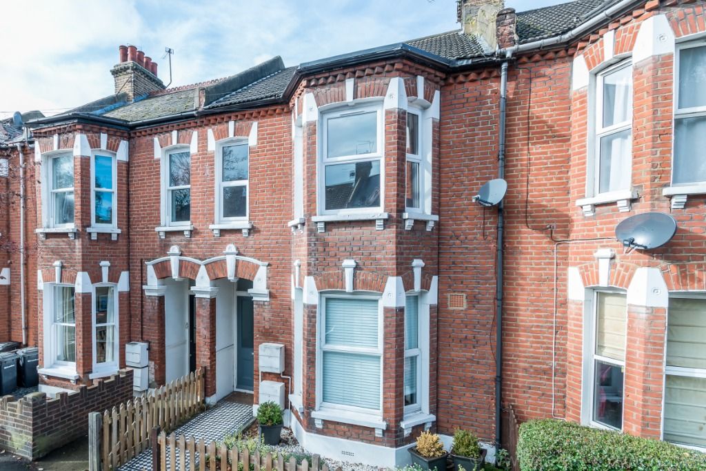 Property photo 1 of 11