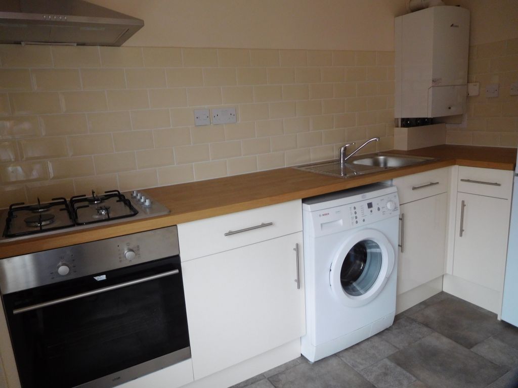 Property photo 3 of 5