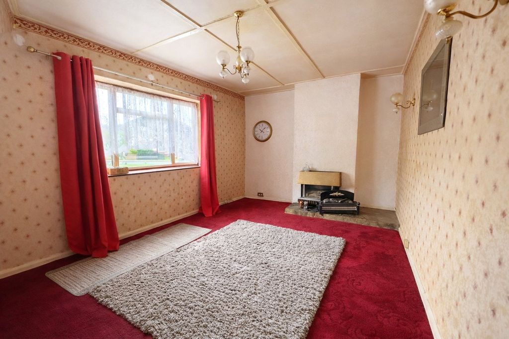 Property photo 2 of 12 Picture 2