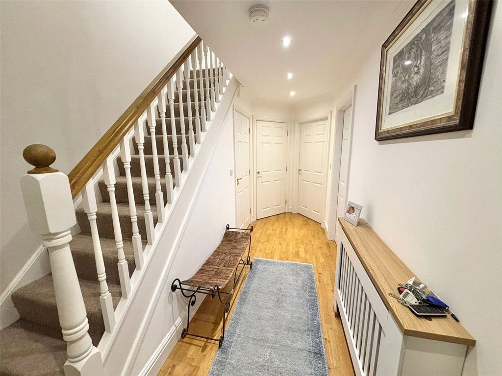 Property photo 3 of 41 Picture No. 36