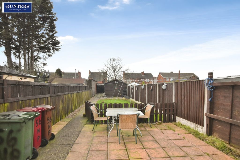 Property photo 2 of 9