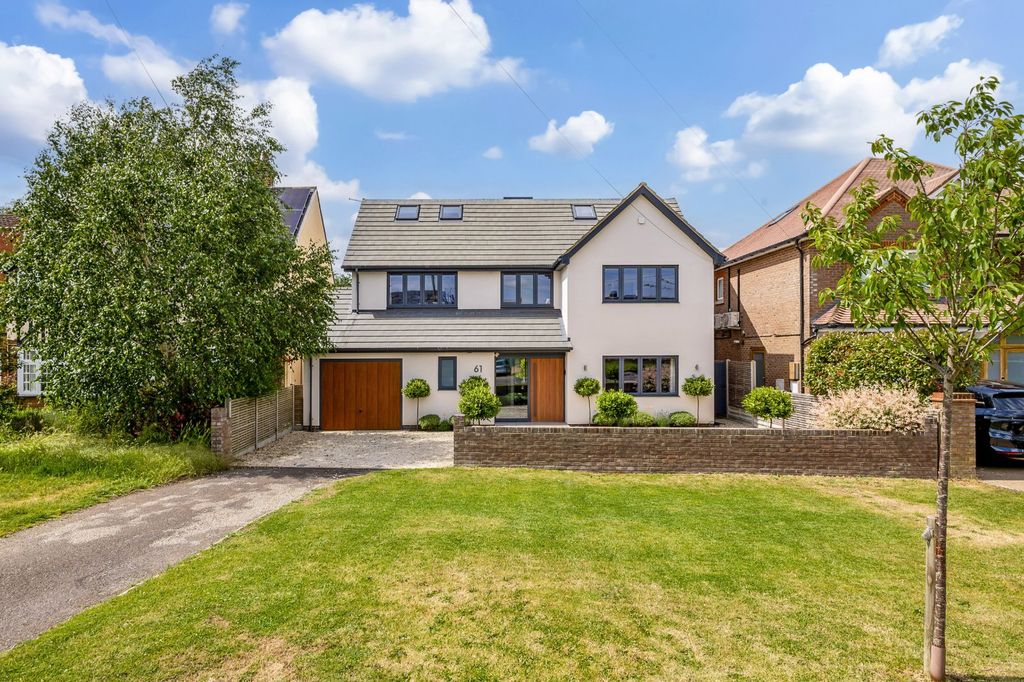Property photo 1 of 17 Picture No. 02