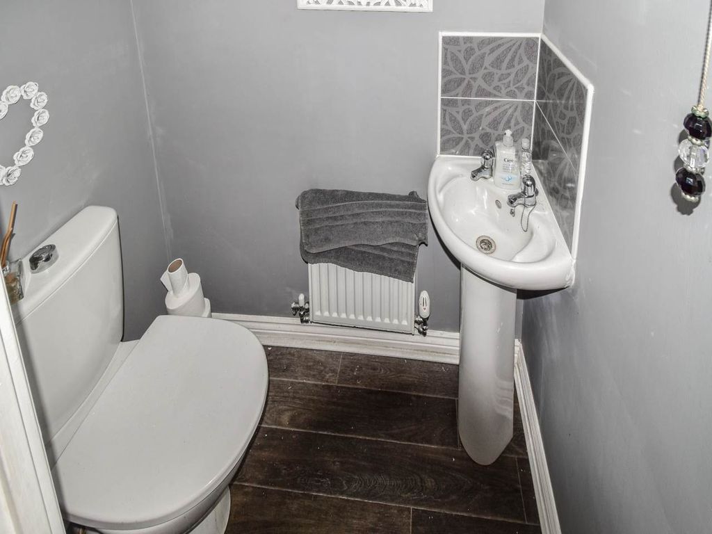 Property photo 3 of 21