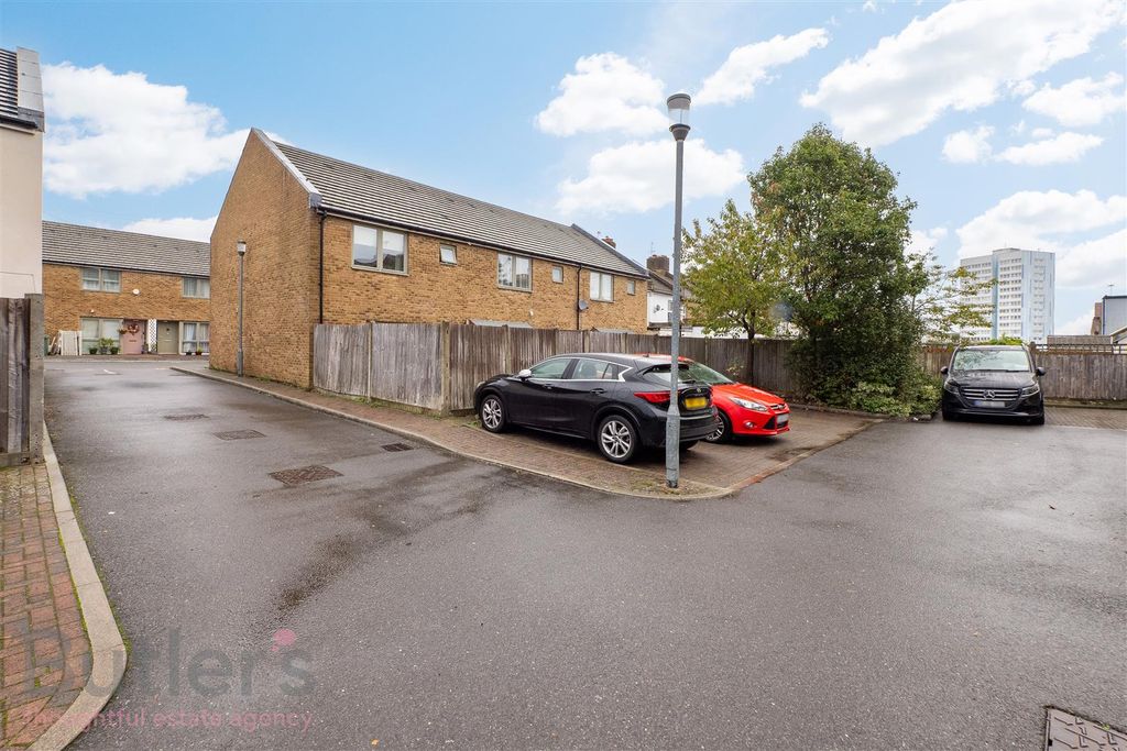 Property photo 2 of 11 Sr-002-Edit_Wm.Jpg