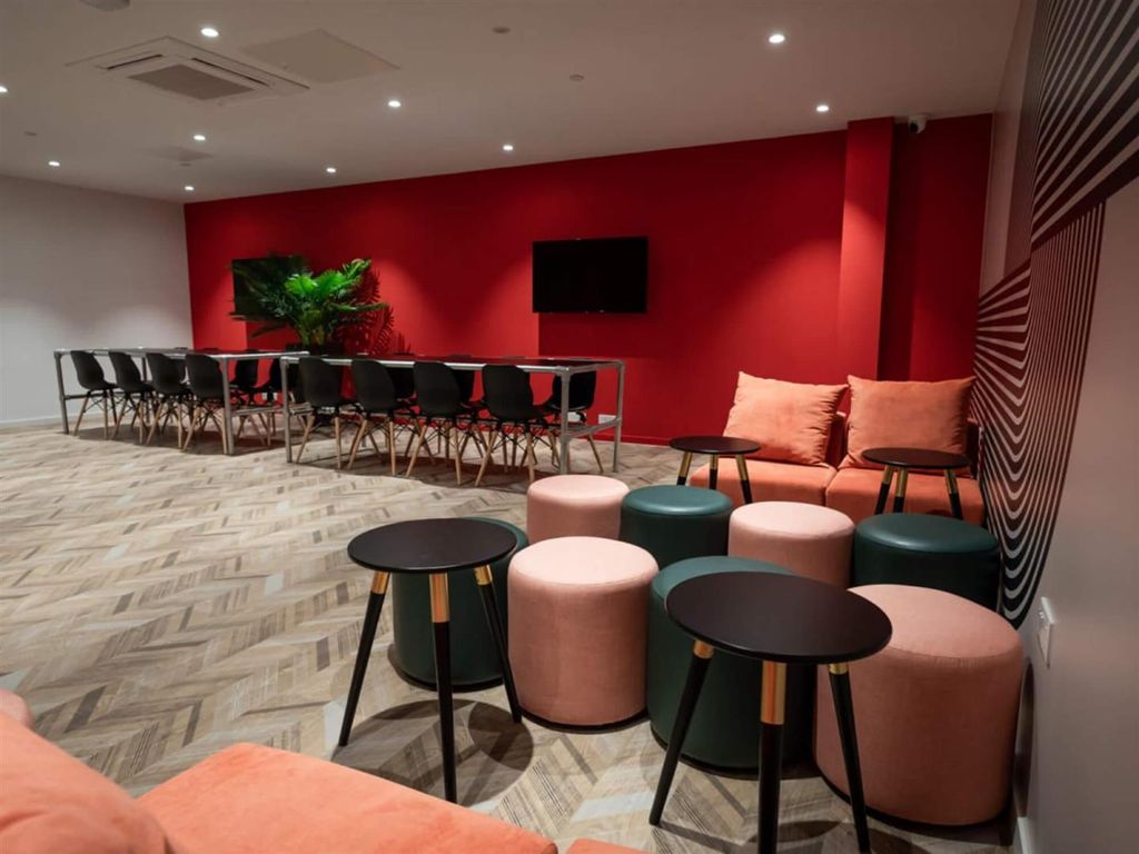 Property photo 1 of 24