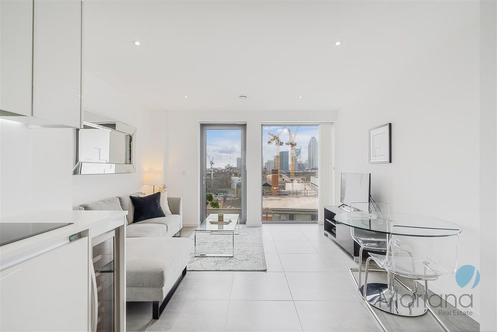 Property photo 3 of 12 Reception Room