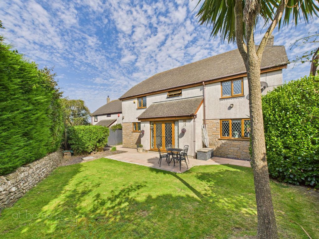 Property photo 3 of 37