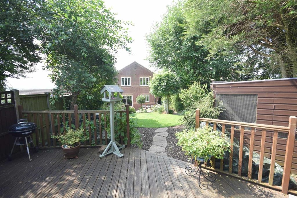 Property photo 2 of 24