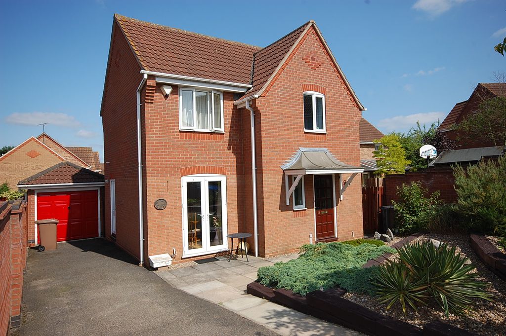 Property photo 1 of 12