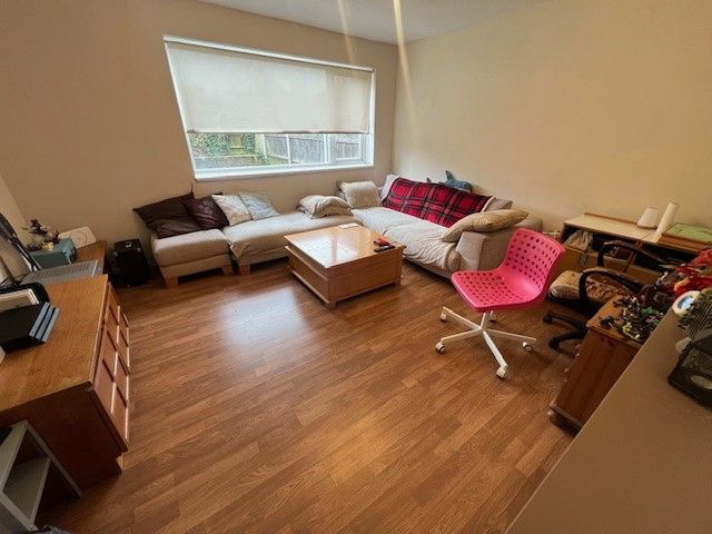 Property photo 2 of 9 Living Room