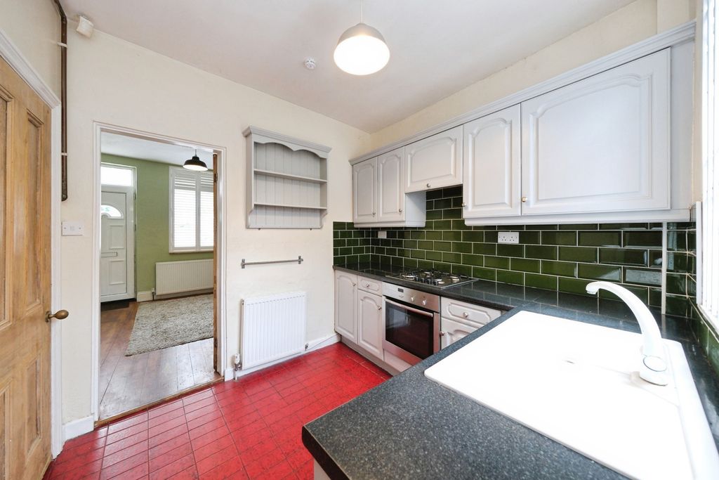 Property photo 3 of 19 Pbox-Img.Jpg