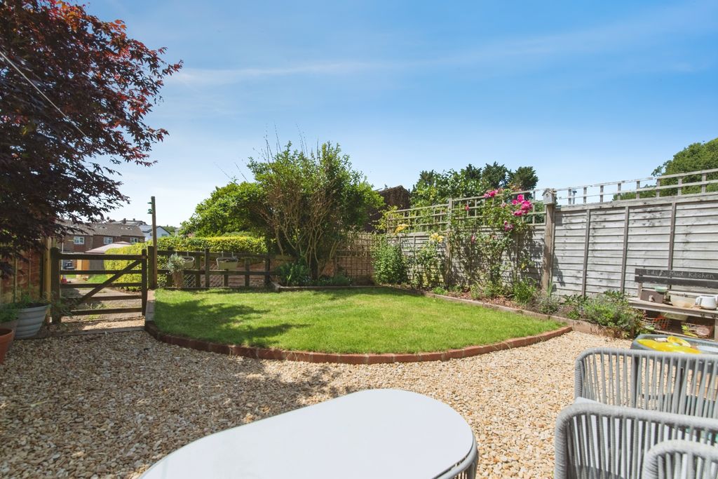 Property photo 2 of 18