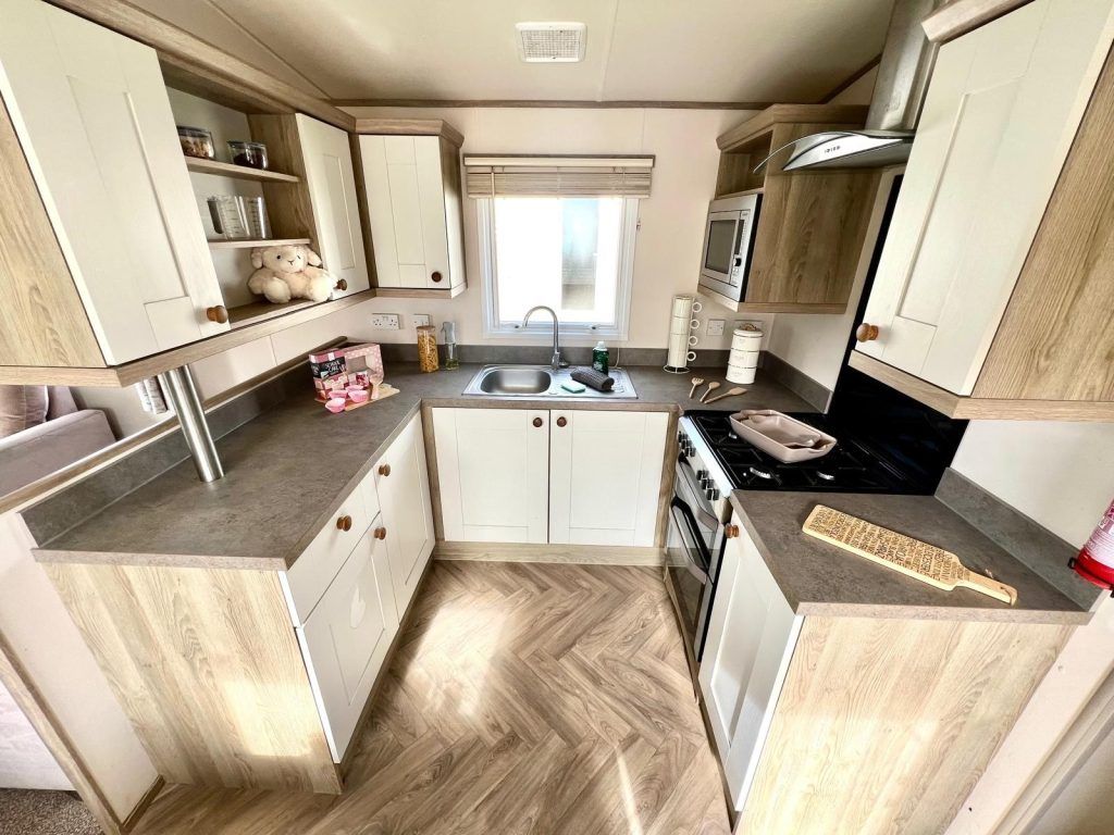 Property photo 3 of 8 Abi St David 2018 Car0024710 132680758.Jpeg