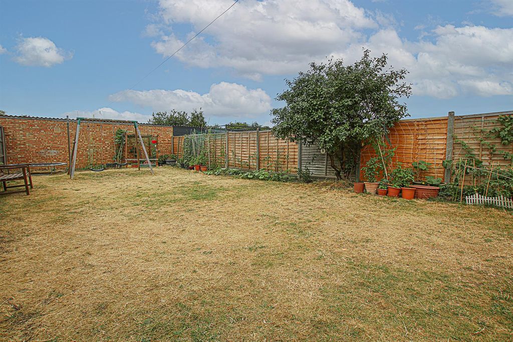 Property photo 2 of 15 Img_1219.Jpg