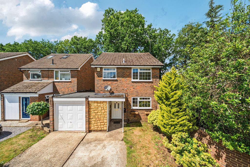 Property photo 1 of 21 1473026-1-6A28173...