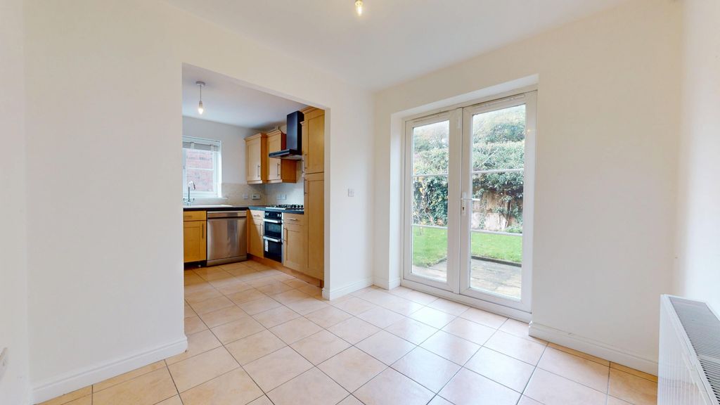 Property photo 2 of 30 4500104