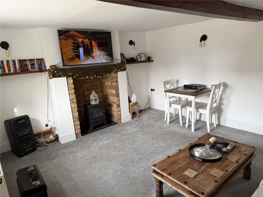 Property photo 2 of 9 Picture No. 02