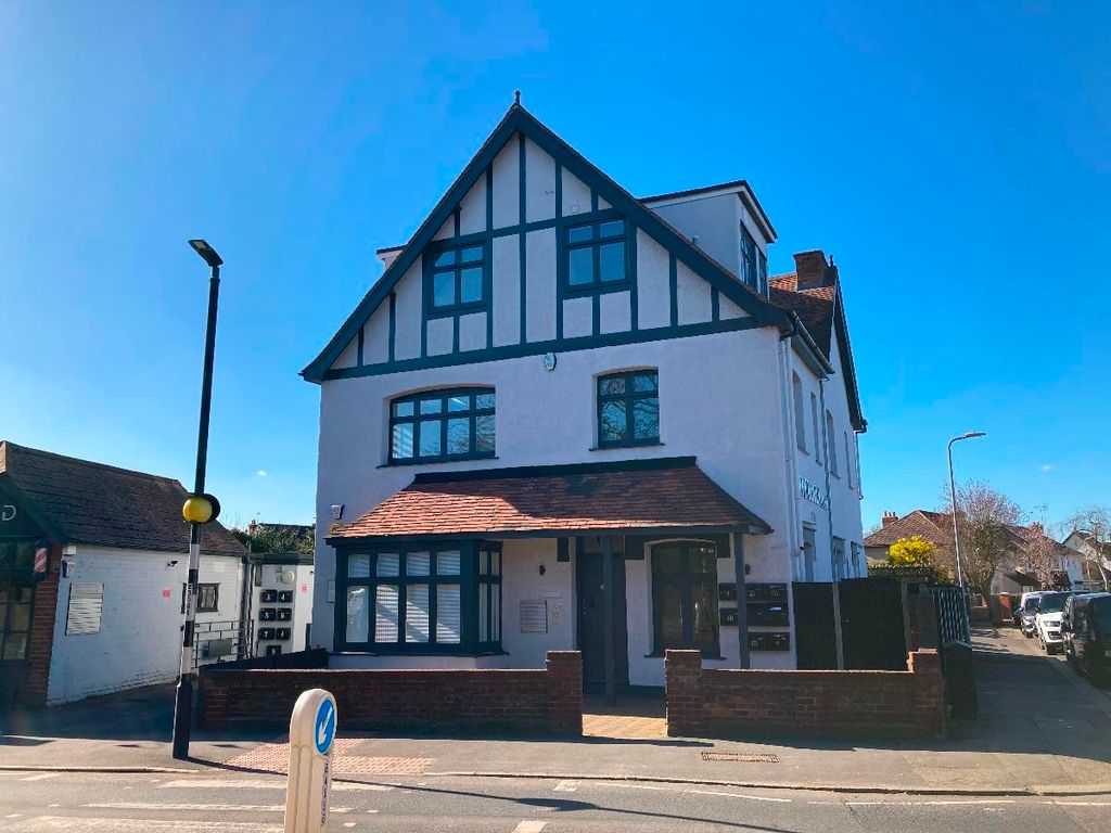 Property photo 1 of 4