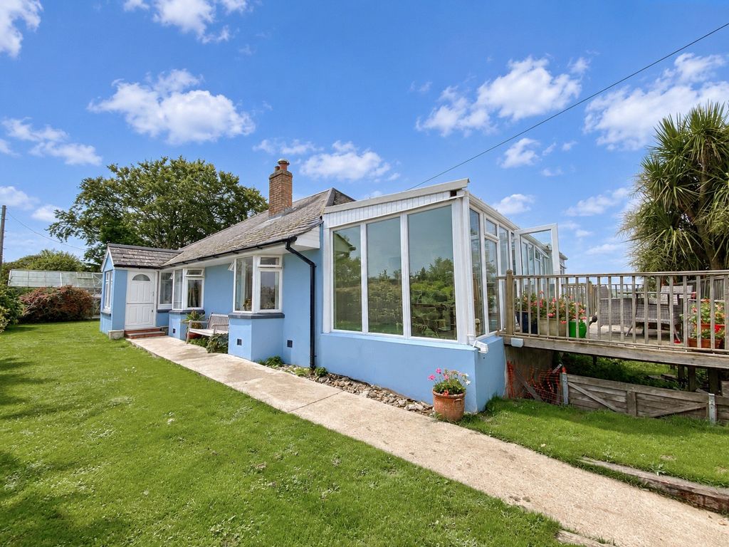 Property photo 1 of 21 Picture No. 01