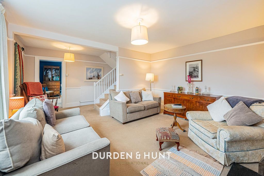 Property photo 2 of 45 Ongar-32.Jpg