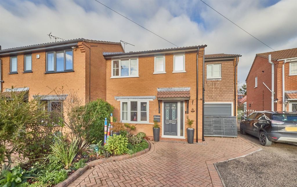 Property photo 1 of 21 King Richards Hill  23.Jpg