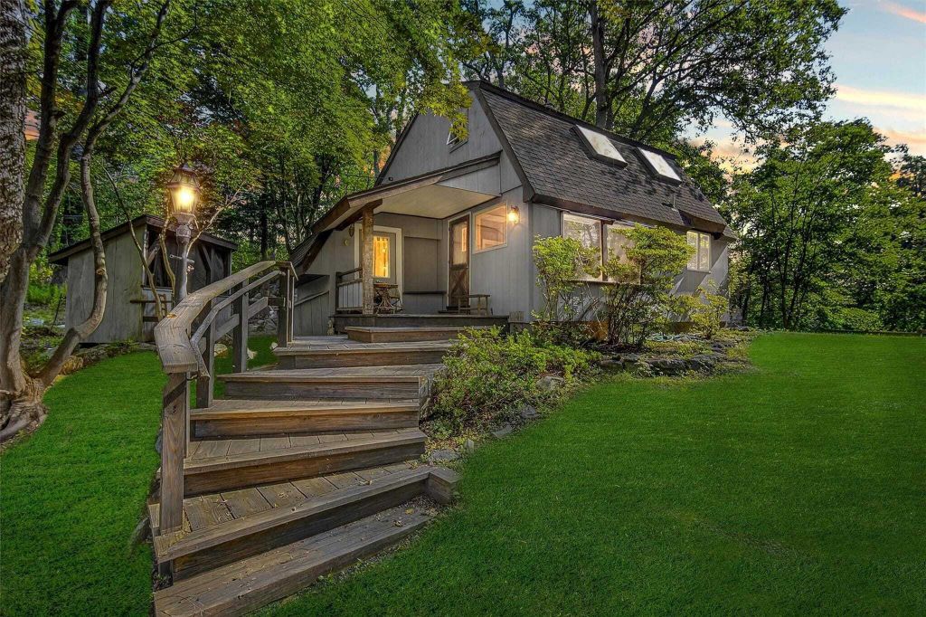 Property photo 1 of 5