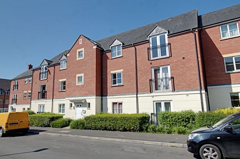 Property photo 1 of 10 Photo 8