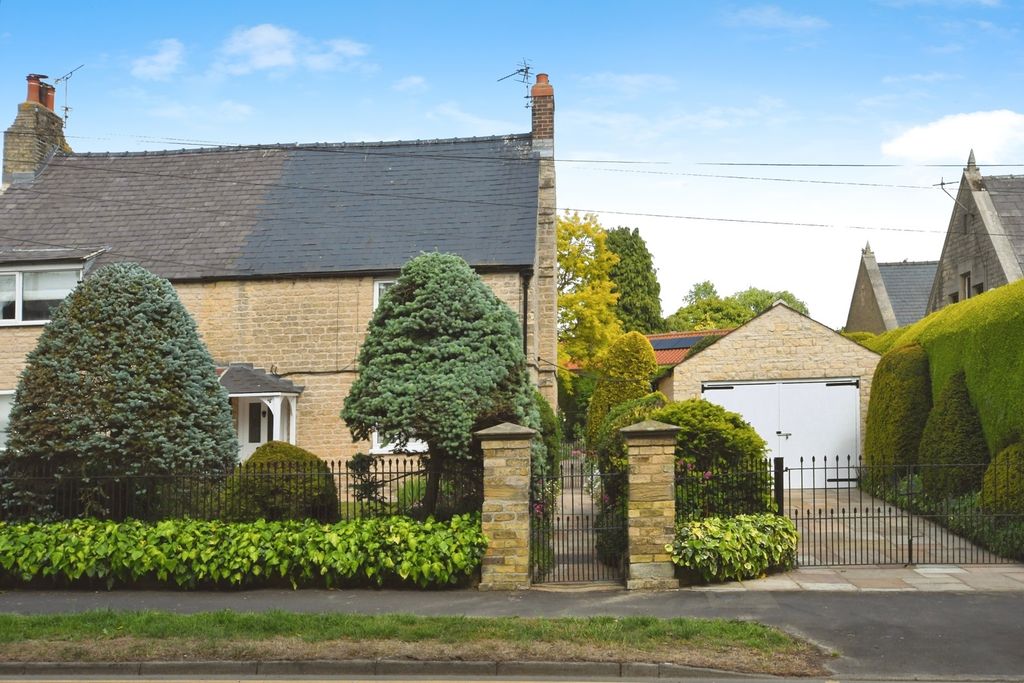 Property photo 1 of 17 Photo