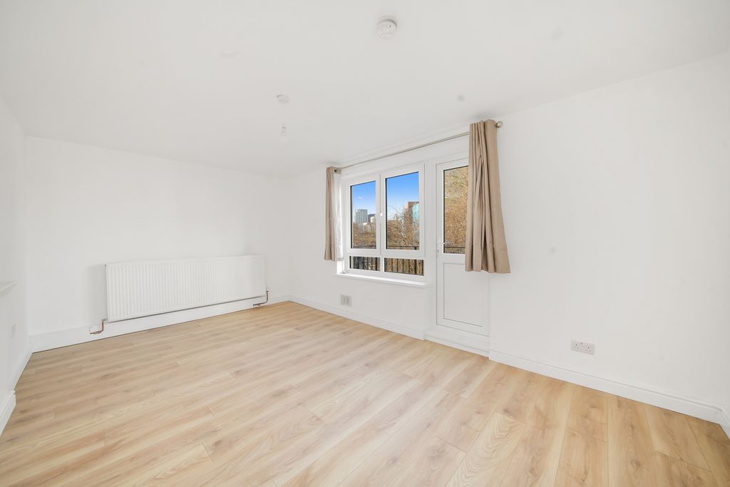 Property photo 3 of 15 Picture No. 10