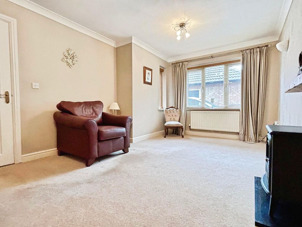 Property photo 3 of 27 ee52839c-Img_E3350.Jpg