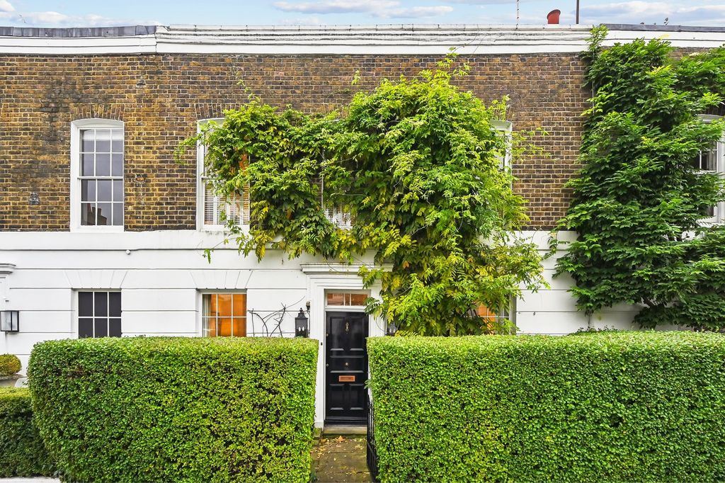 Property photo 2 of 13 Exterior