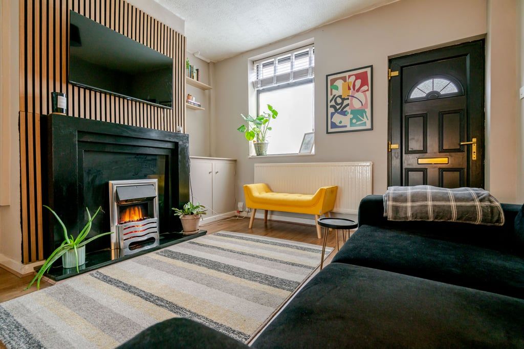 Property photo 2 of 29