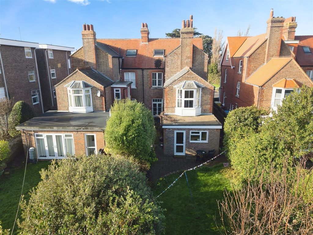 Additional image 16 of 5 bed semi-detached house for saleBeach Road, Littlehampton BN17