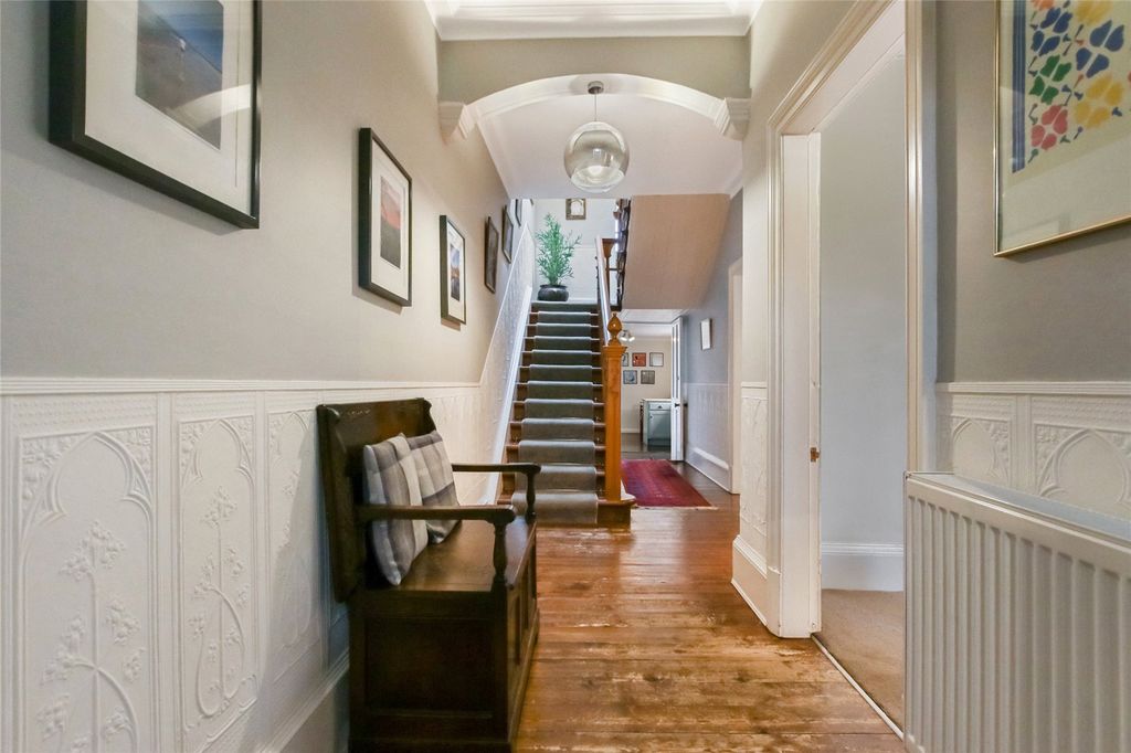 Property photo 3 of 26 Picture No. 02