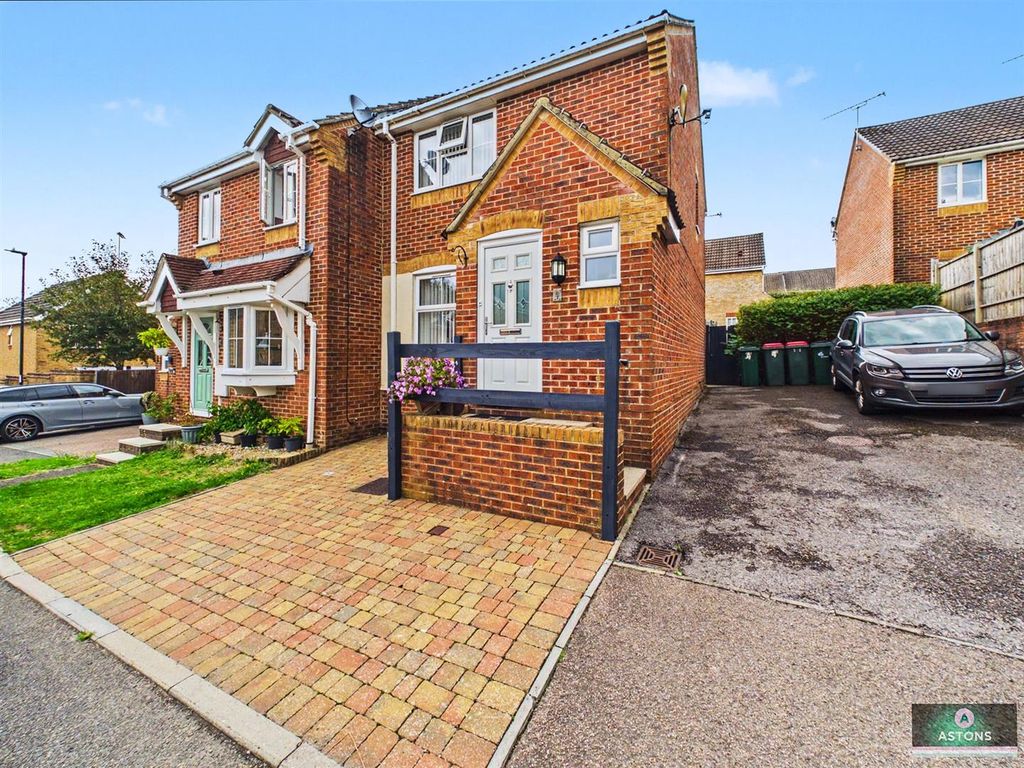 Property photo 1 of 13 Cam02067G0-Pr0403-Still014.Jpg