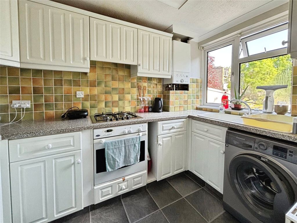 Property photo 2 of 15 Kitchen
